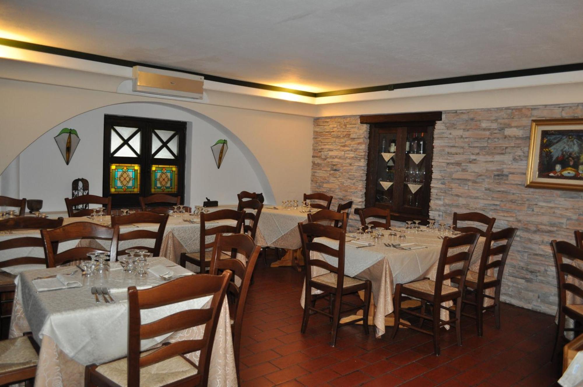 Hotel Duca Di Calabria Serra San Bruno Buitenkant foto