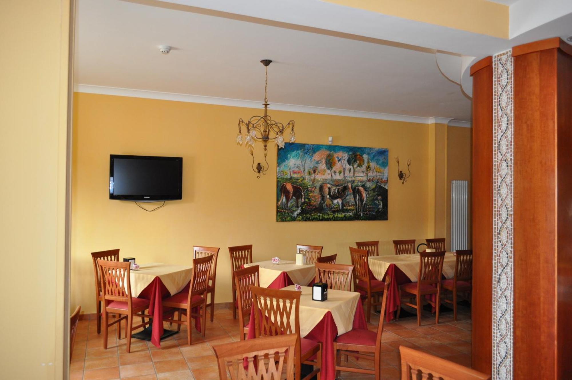 Hotel Duca Di Calabria Serra San Bruno Buitenkant foto