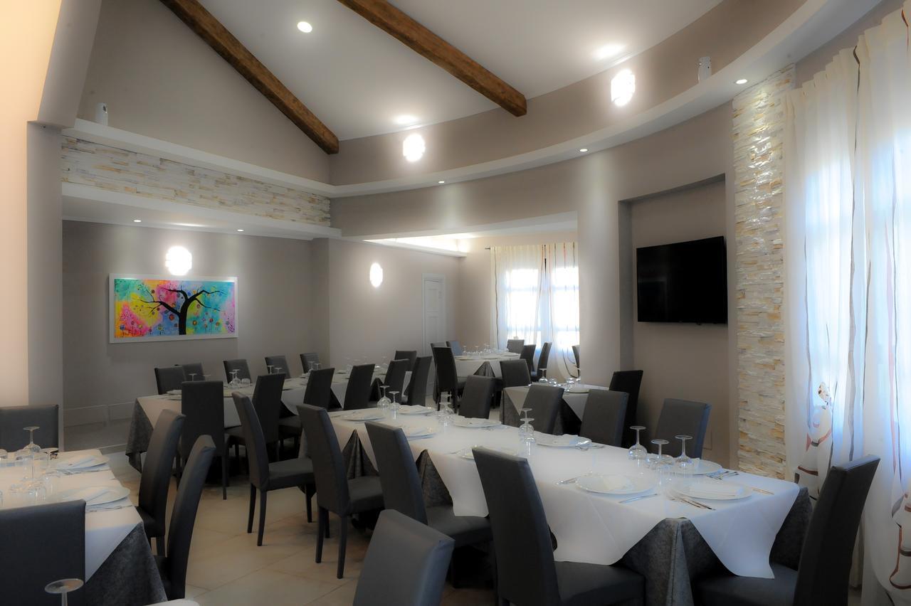 Hotel Duca Di Calabria Serra San Bruno Buitenkant foto