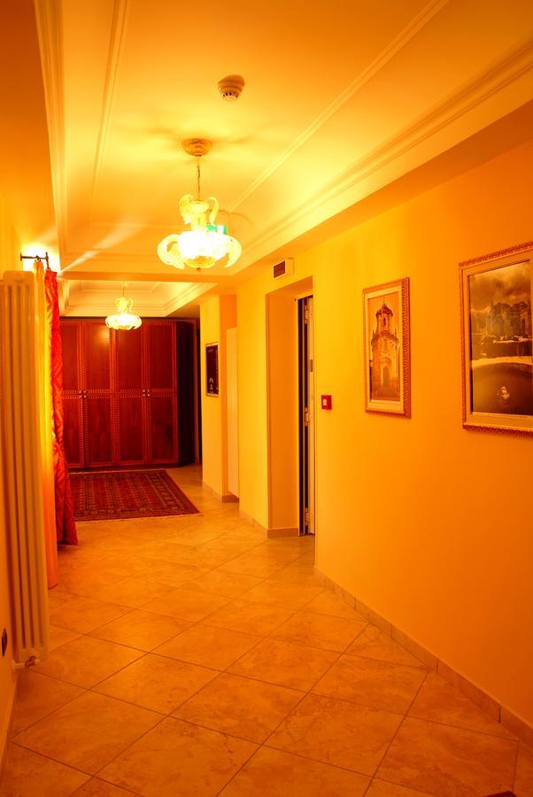 Hotel Duca Di Calabria Serra San Bruno Buitenkant foto