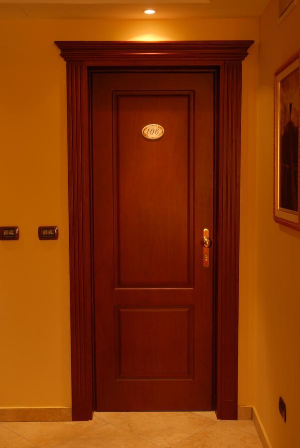 Hotel Duca Di Calabria Serra San Bruno Buitenkant foto